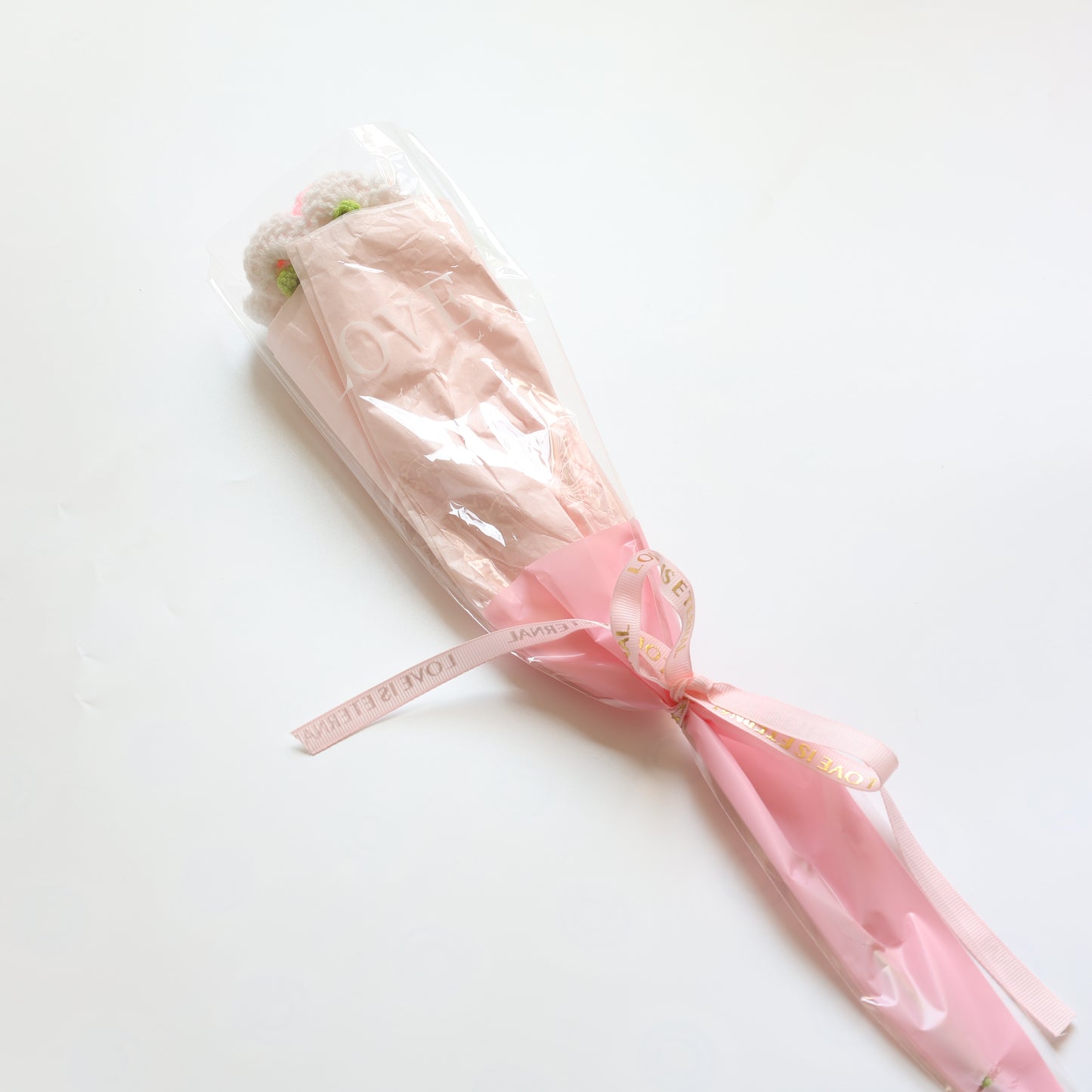 Crochet Single Flower Bouquet Charm - Wrapped White Pink