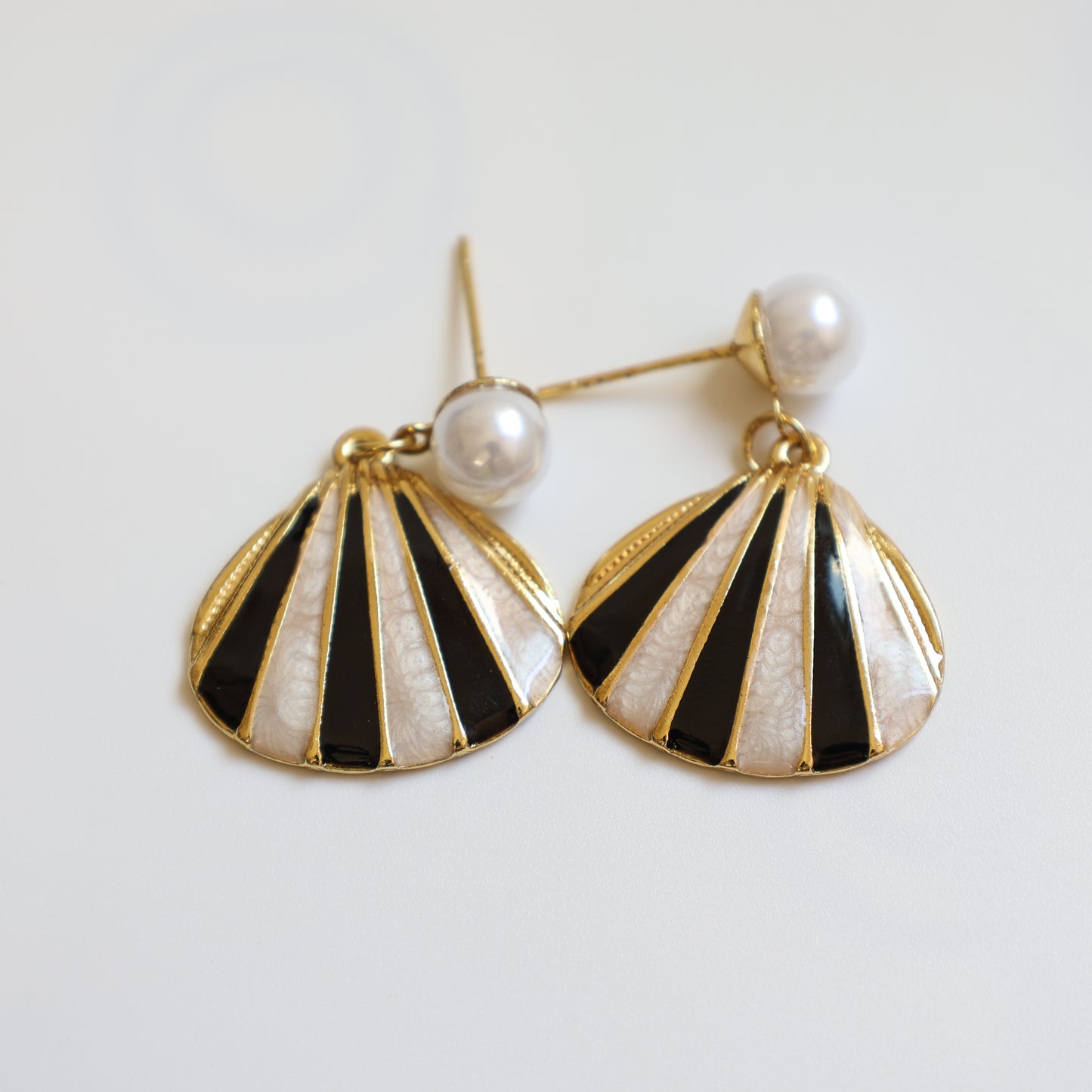 Shell Stud Earrings - image 8