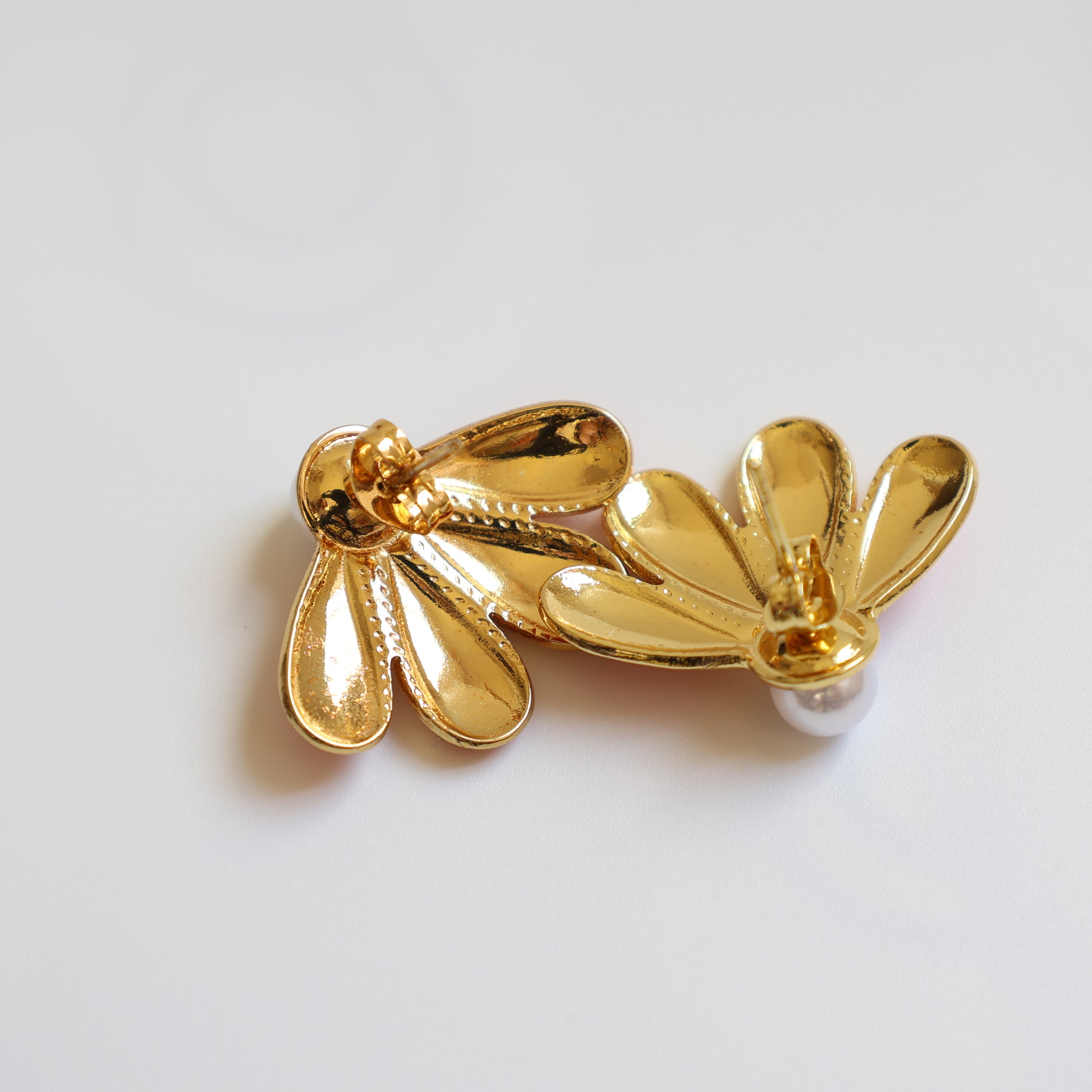 Four Leaf Flower Earrings - image 6