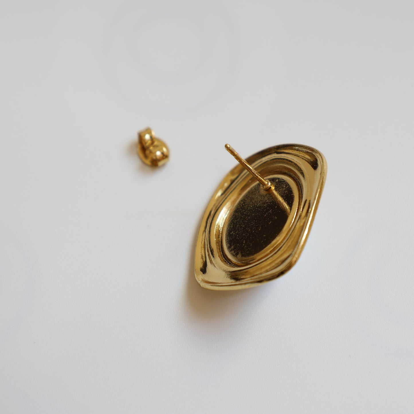 Oval Pearl Stud Earrings - image 7