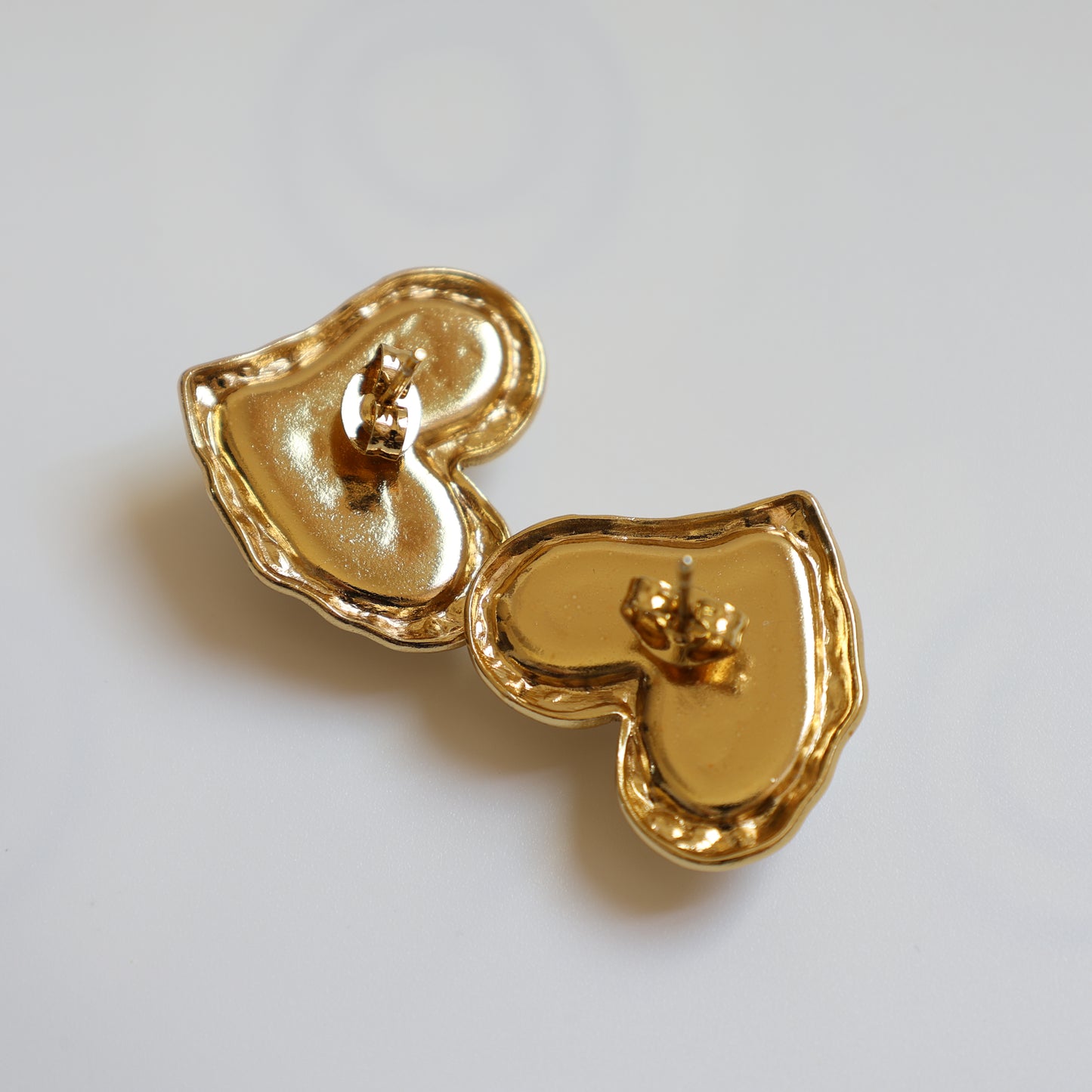 Pearl Heart Stud Earrings - image 5