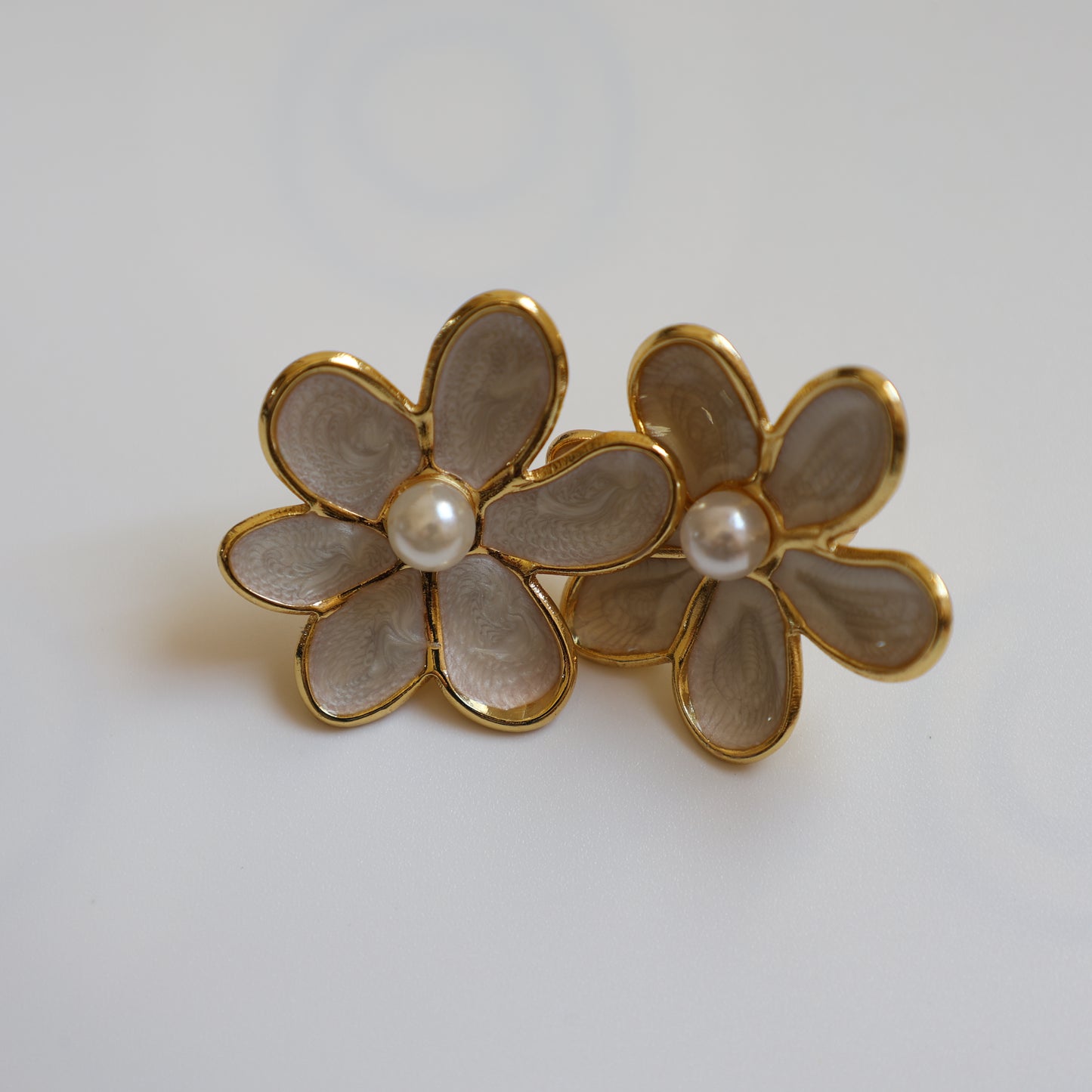 Five Petal Flower Earrings - image 3
