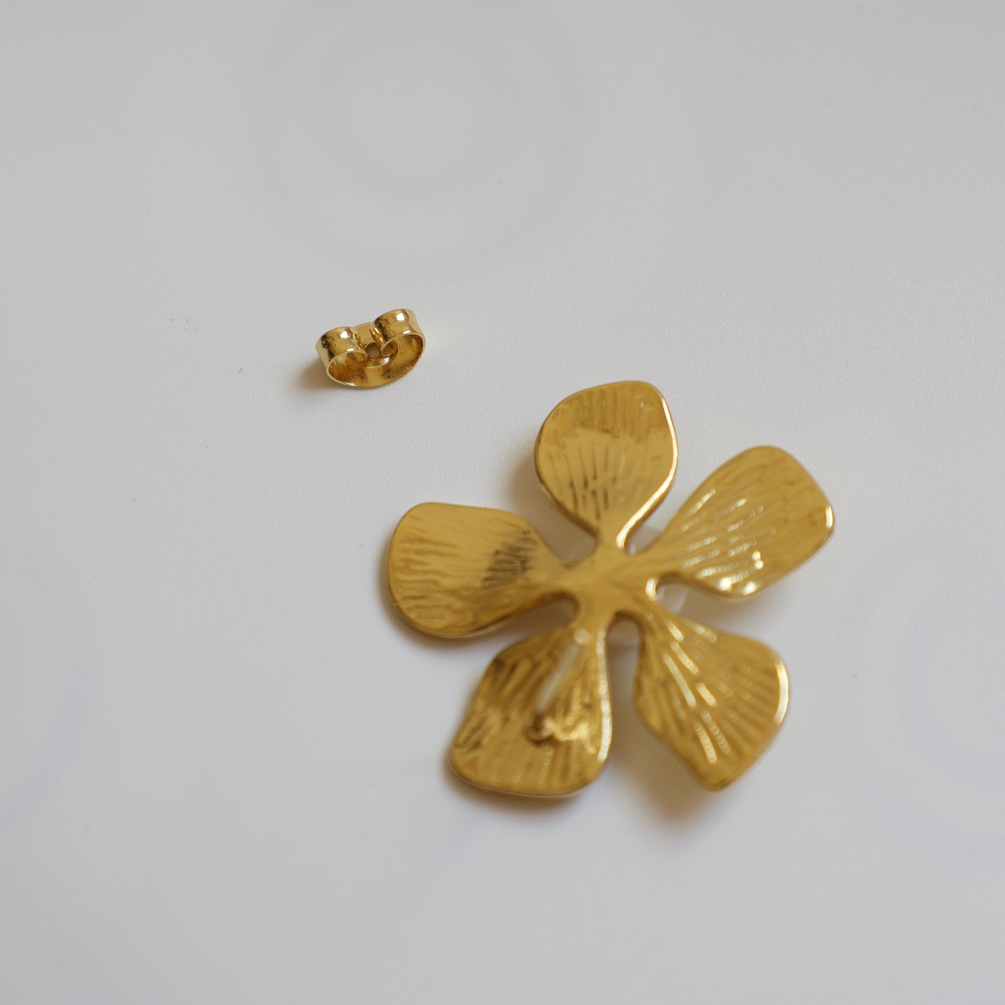 Five Petal Metal Flower Earrings - image 11