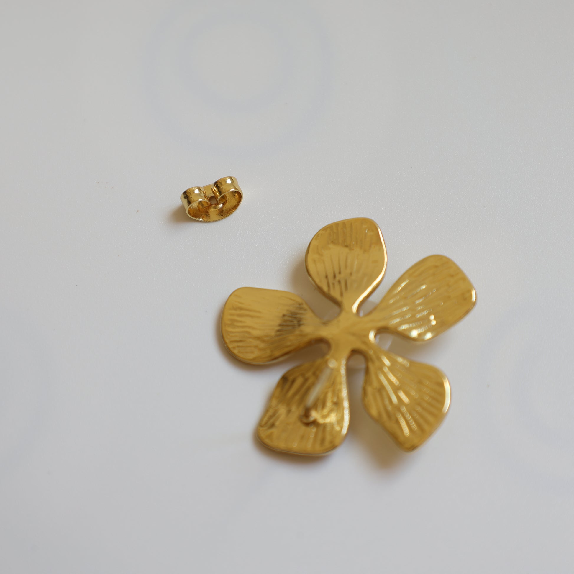 Five Petal Metal Flower Earrings - image 11