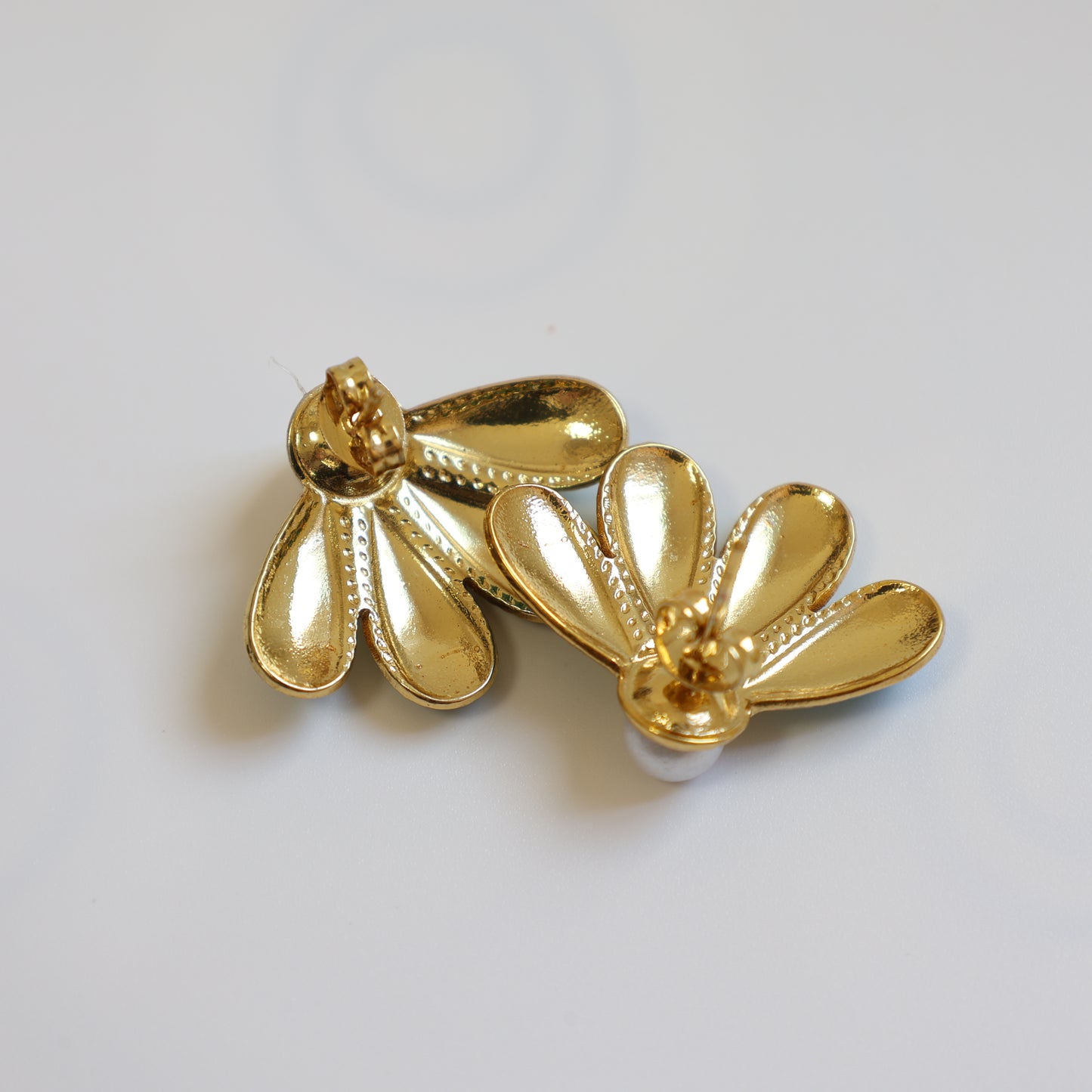 Four Leaf Flower Earrings - image 11