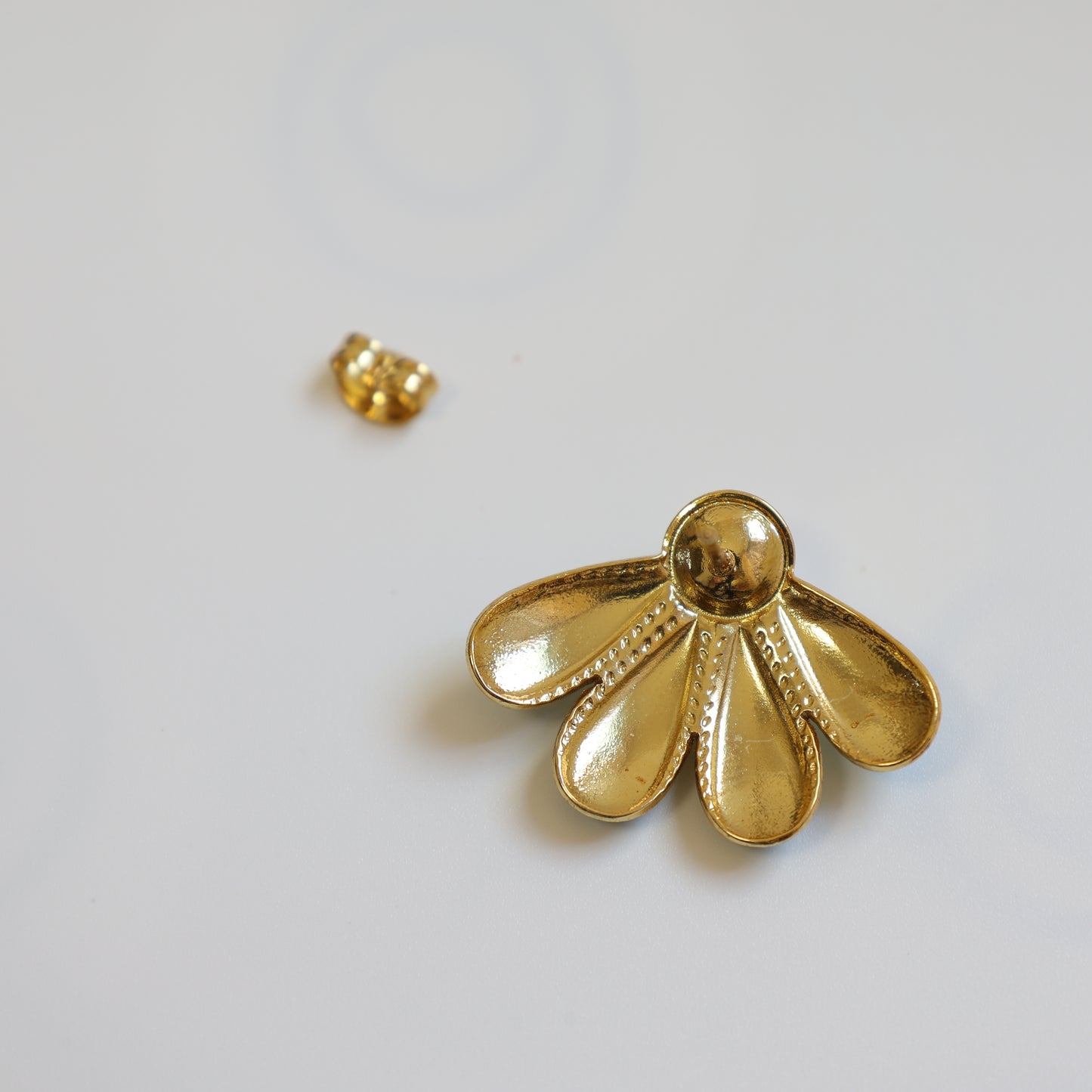 Four Leaf Flower Earrings - image 12