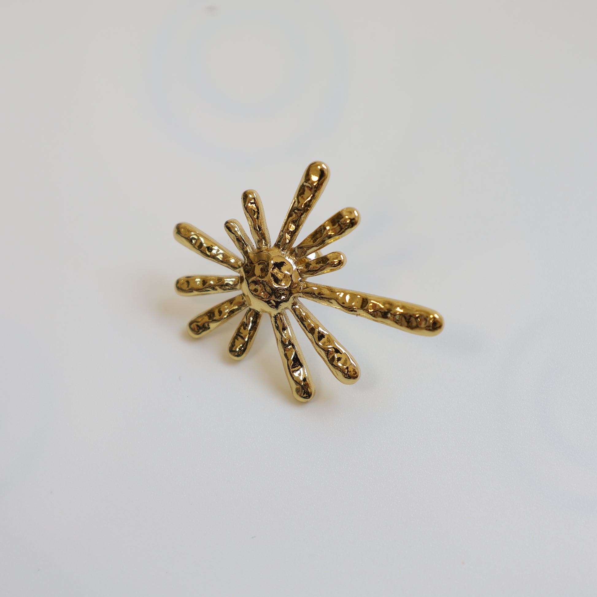 Gold Sunburst Pearl Earrings - image 3