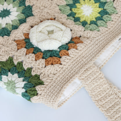 Crochet Camellia Granny Square Tote Bag - image 3