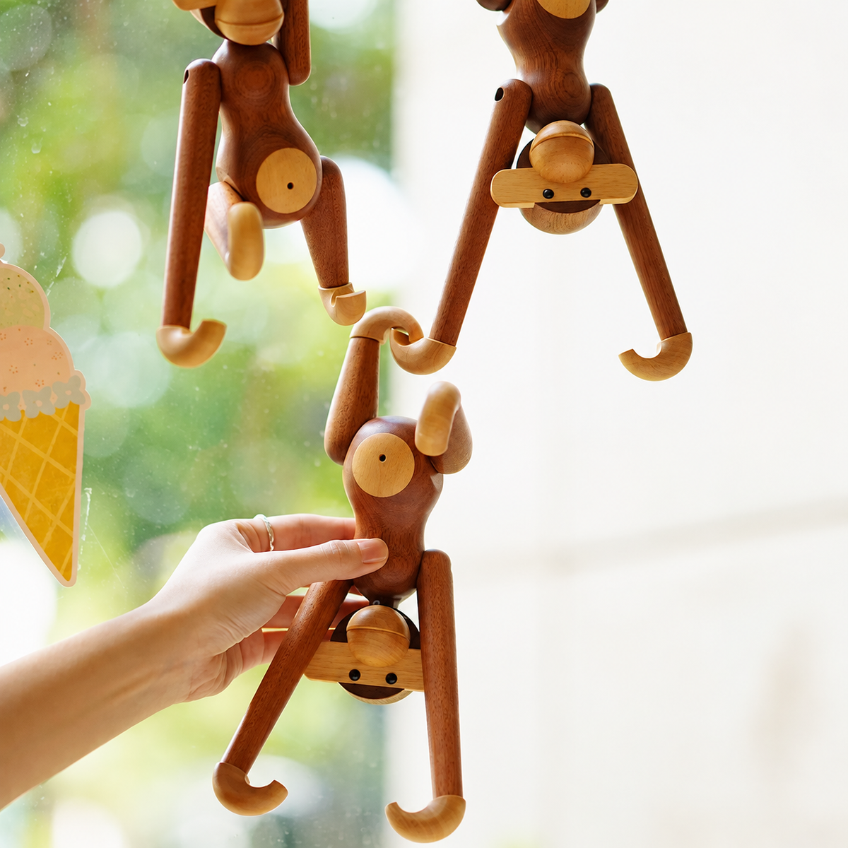 Creative Office Gif 20cm Ebony Monkey